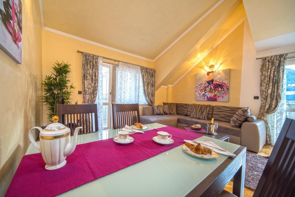Apartments Anna Omiš Kültér fotó