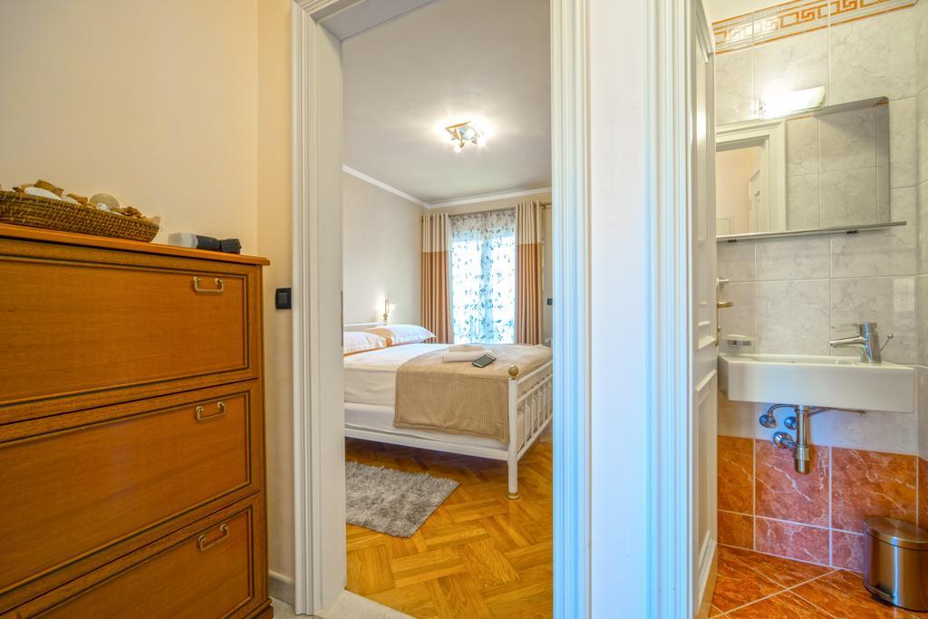 Apartments Anna Omiš Szoba fotó